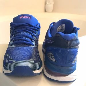 Asics Gel Nimbus 19 Women’s Running shoes 7.5